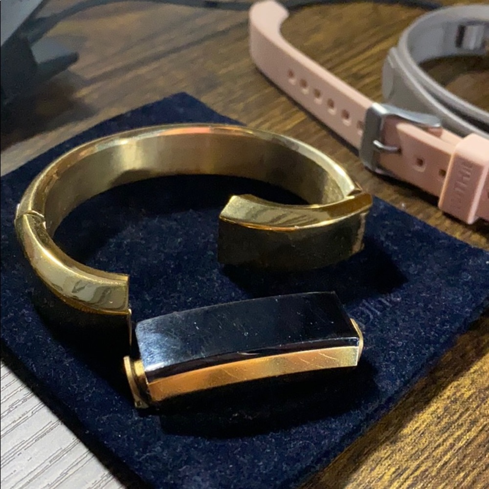 Fitbit Versa - image 4